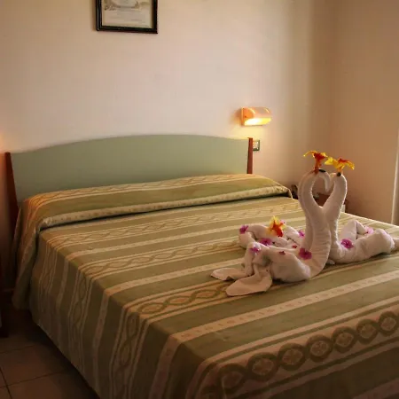 Graceland And فندق مبيت وإفطار