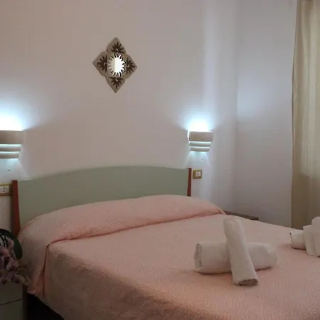 Graceland And Bed & Breakfast *