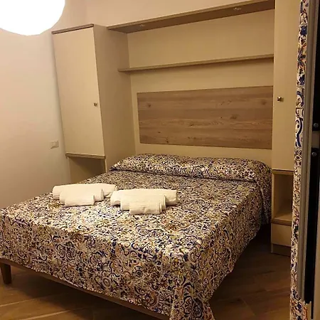 住宿加早餐酒店 Graceland And 梵蒂冈角