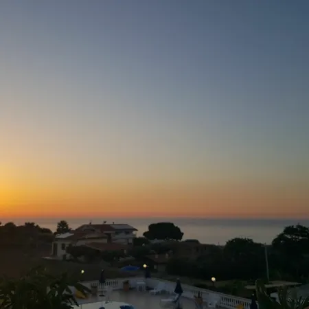 Bed & Breakfast Graceland And Capo Vaticano