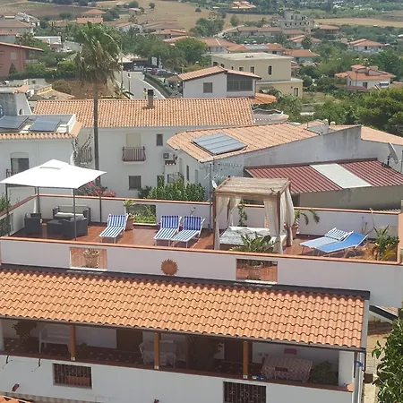 Bed & Breakfast Graceland And 4*