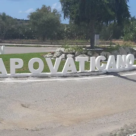 Bed & Breakfast Graceland And Capo Vaticano