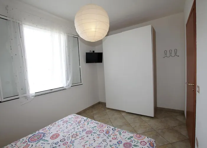 Graceland And לינה וארוחת בוקר