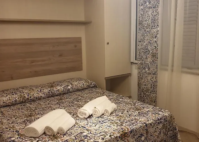 לינה וארוחת בוקר Graceland And קאפו ואטיצ'אנו