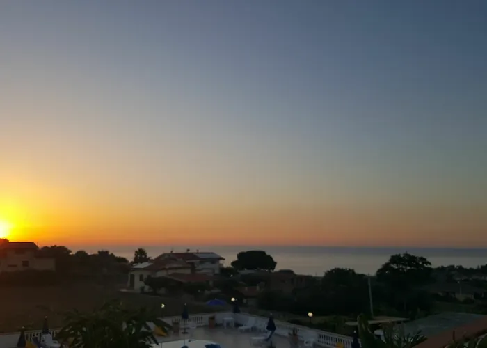 לינה וארוחת בוקר Graceland And קאפו ואטיצ'אנו