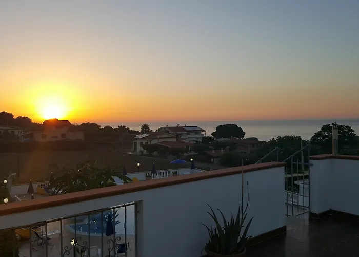 לינה וארוחת בוקר Graceland And קאפו ואטיצ'אנו