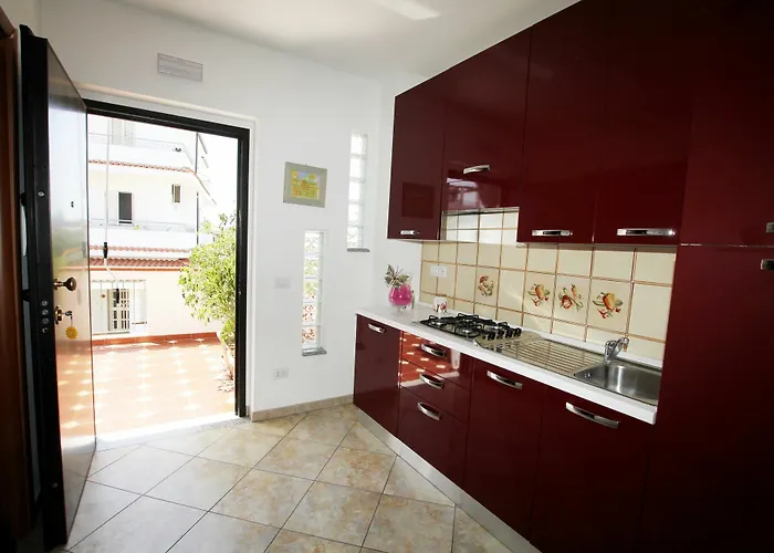 Panzió Graceland And Capo Vaticano